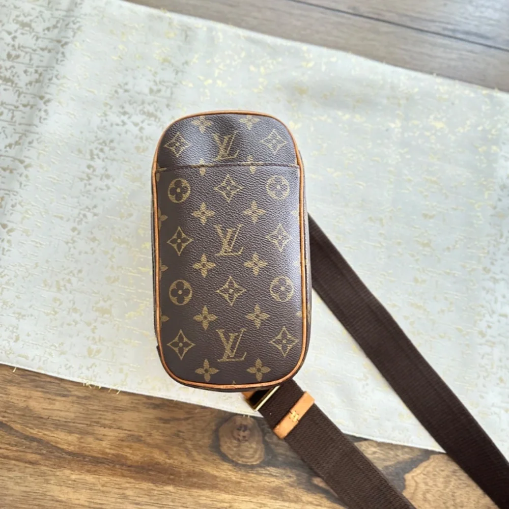 Louis Vuitton Gange Monogram Crossbody - Picture 16 of 16